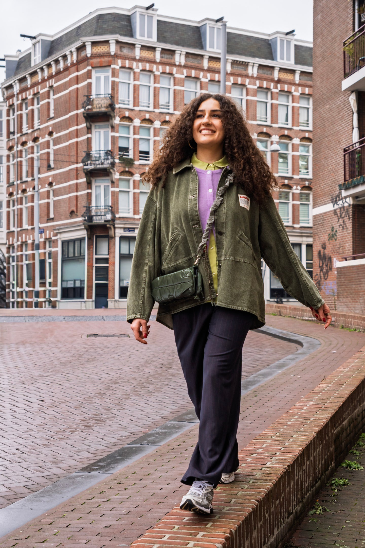 Image 68677801804150