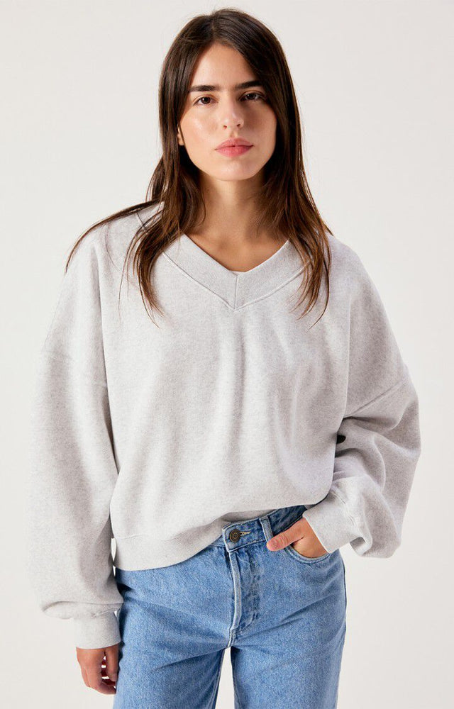 Baptown vneck sweat
