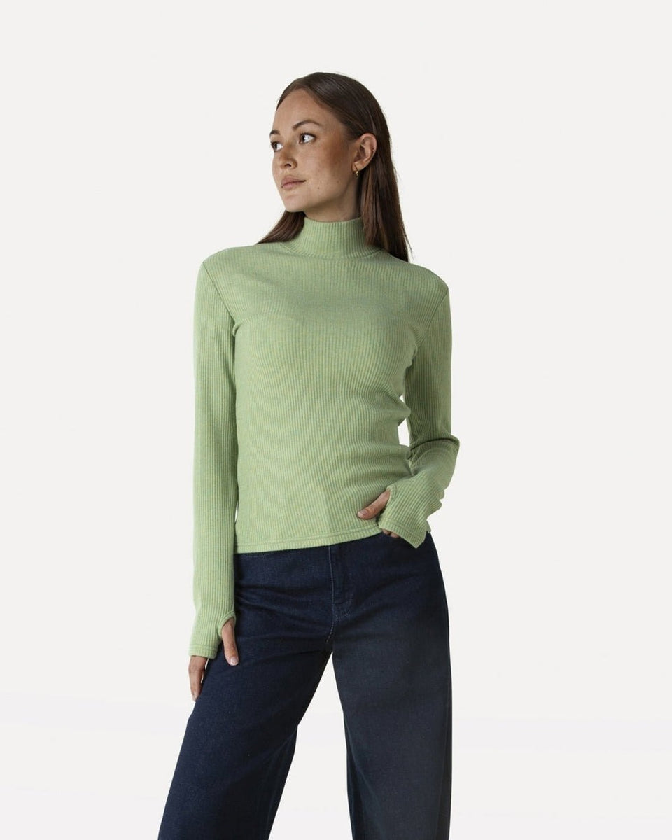 Another Label Enith Top Ls Lichtgroen Dames