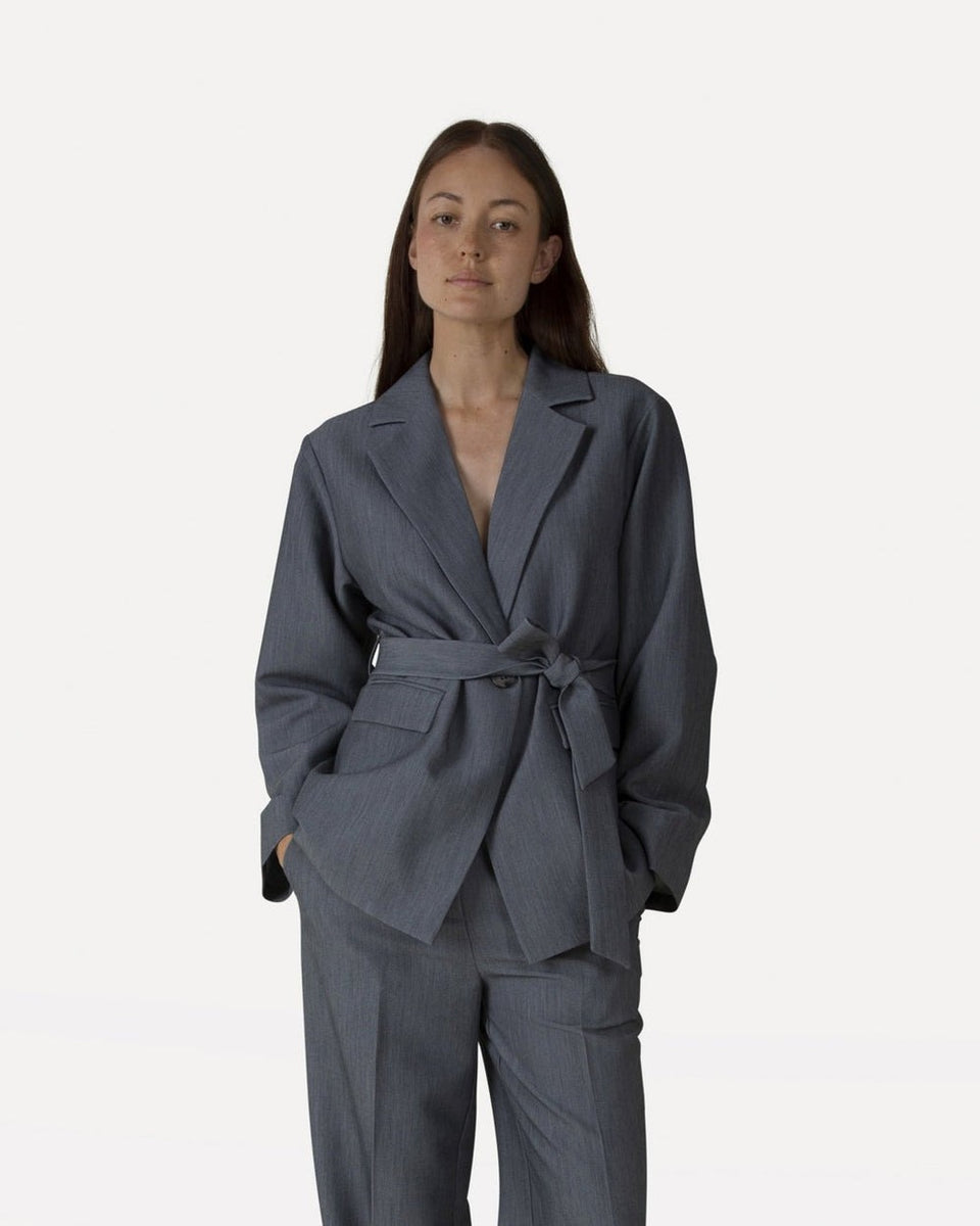 Another Label Nani Blazer Ls Grijs Dames