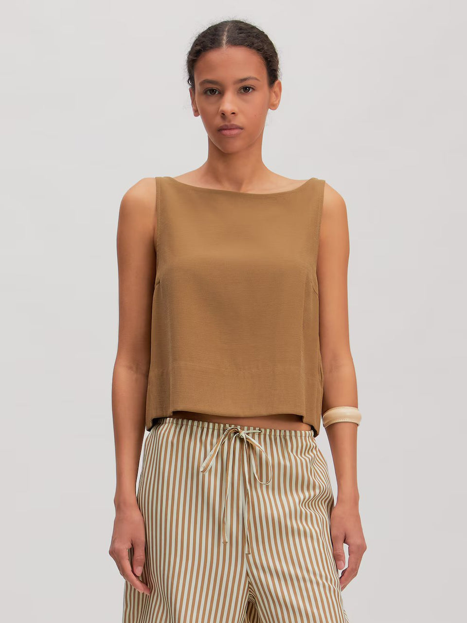Edited Canice Top Lichtbruin Dames
