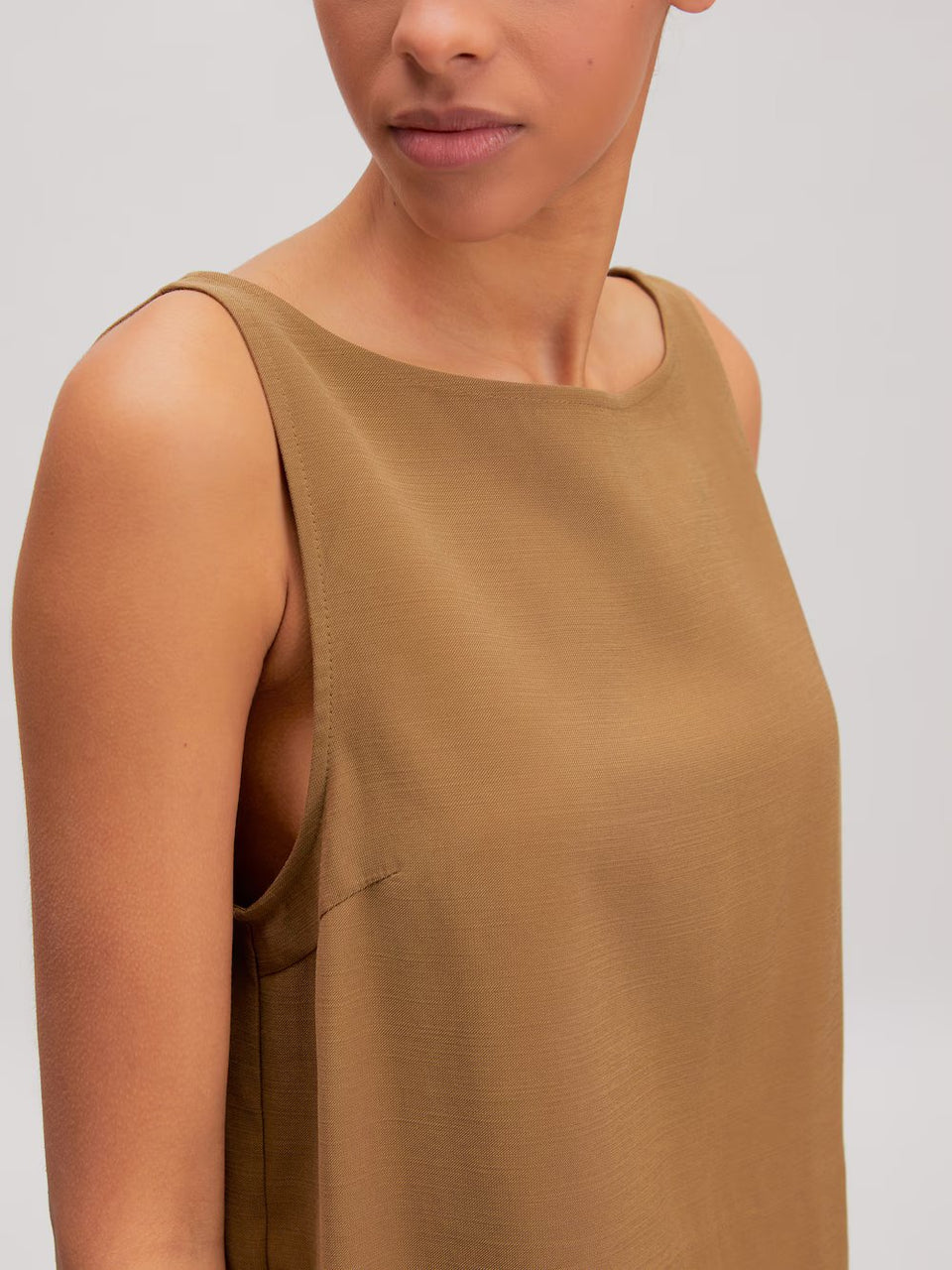 Edited Canice Top Lichtbruin Dames