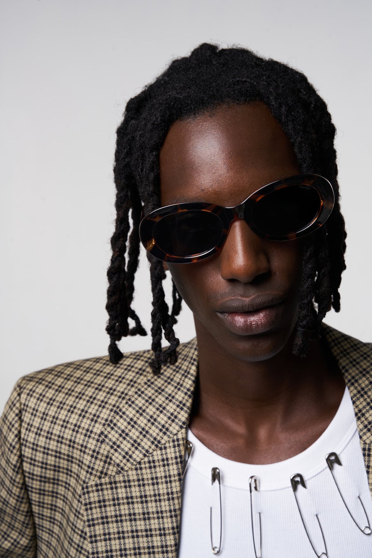 Komono Luna Sunglasses Donkerbruin Unisex