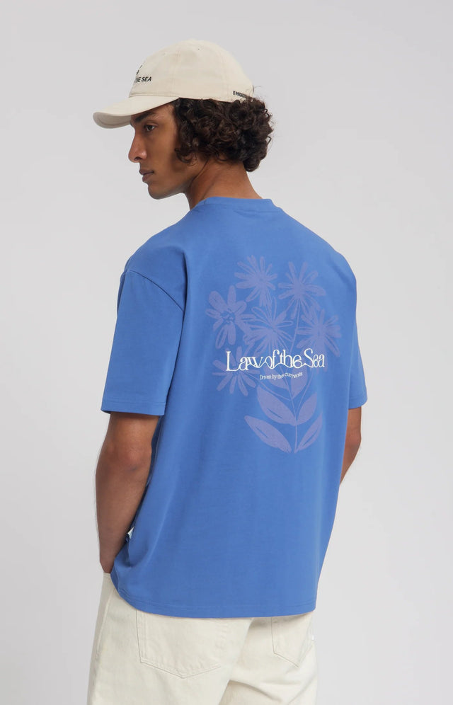 Law Of The Sea Petals Artwork Tee Blauw Heren