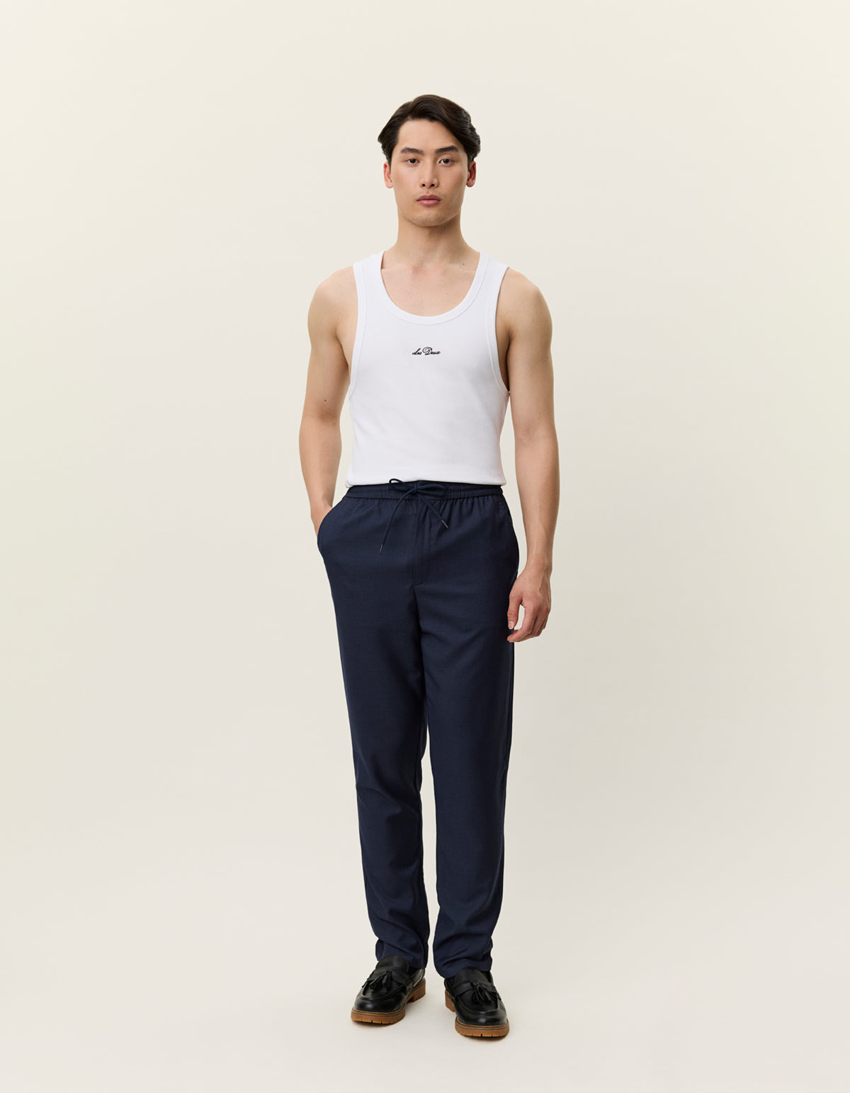Como Tapered light wool pants