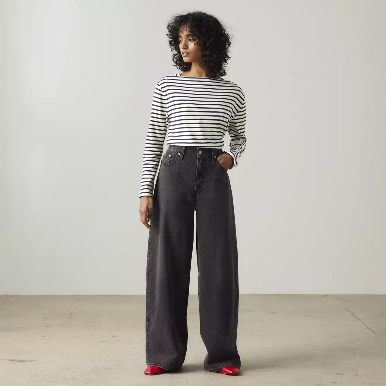 XL Straight Jeans - Influential Lady