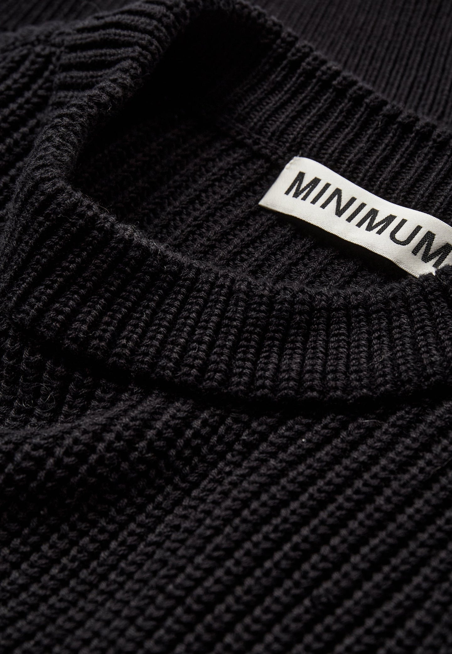 Minimum Mikala Sweater Zwart Dames