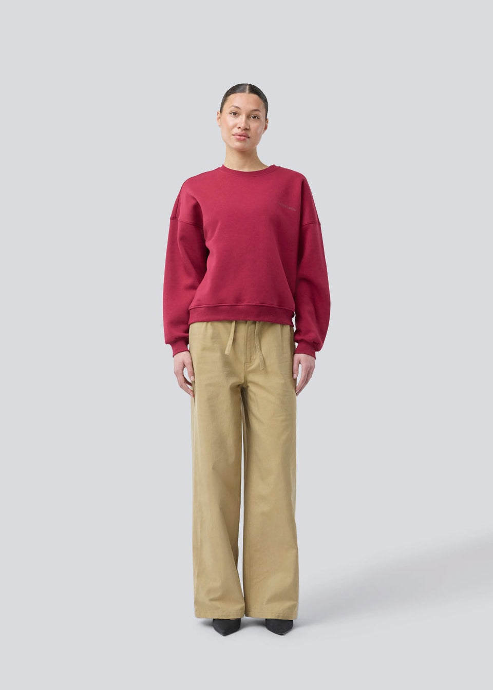 Modstrom Paula Sweat Rood Dames