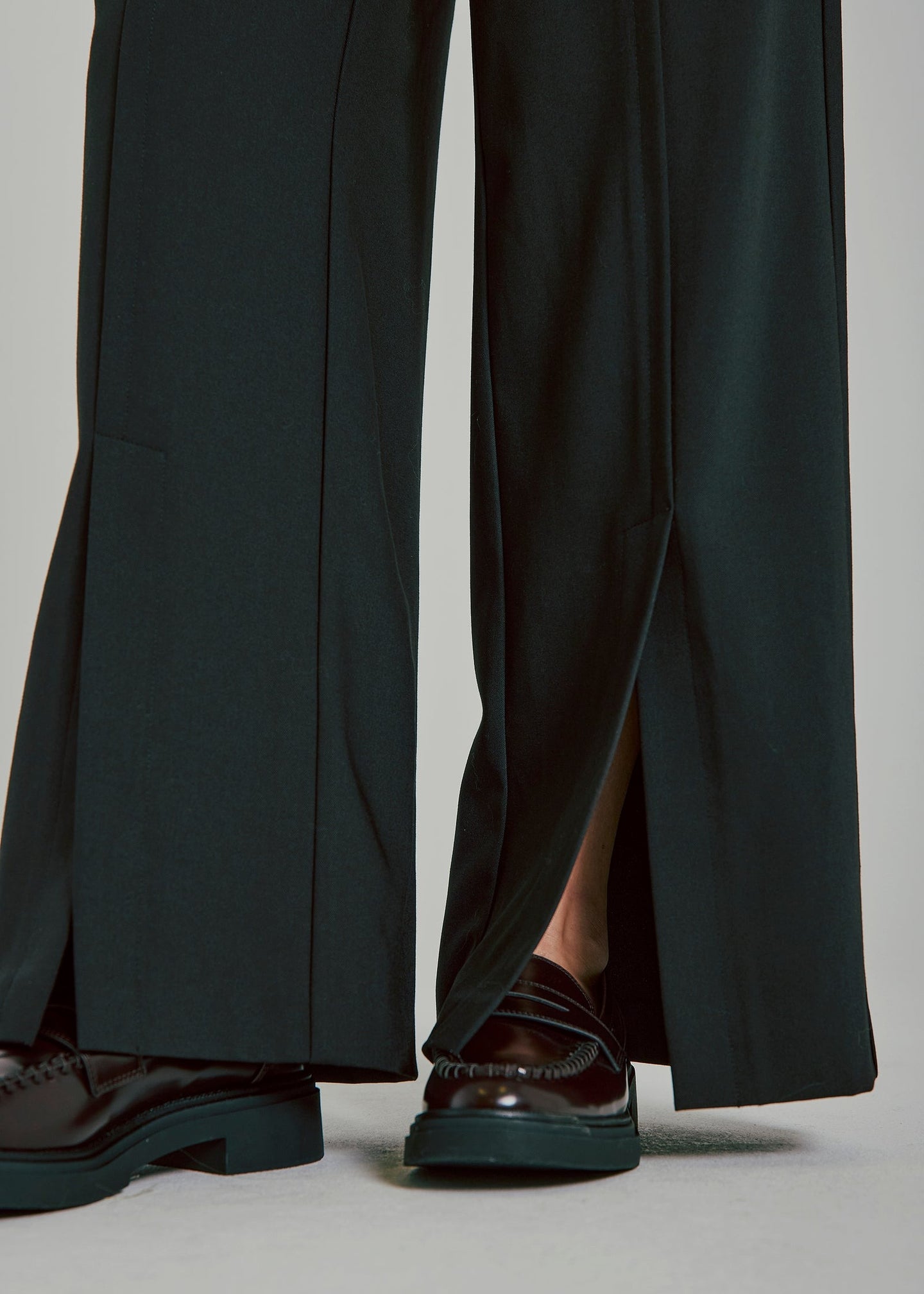 Norr Kamin Pleat Pants Zwart Dames