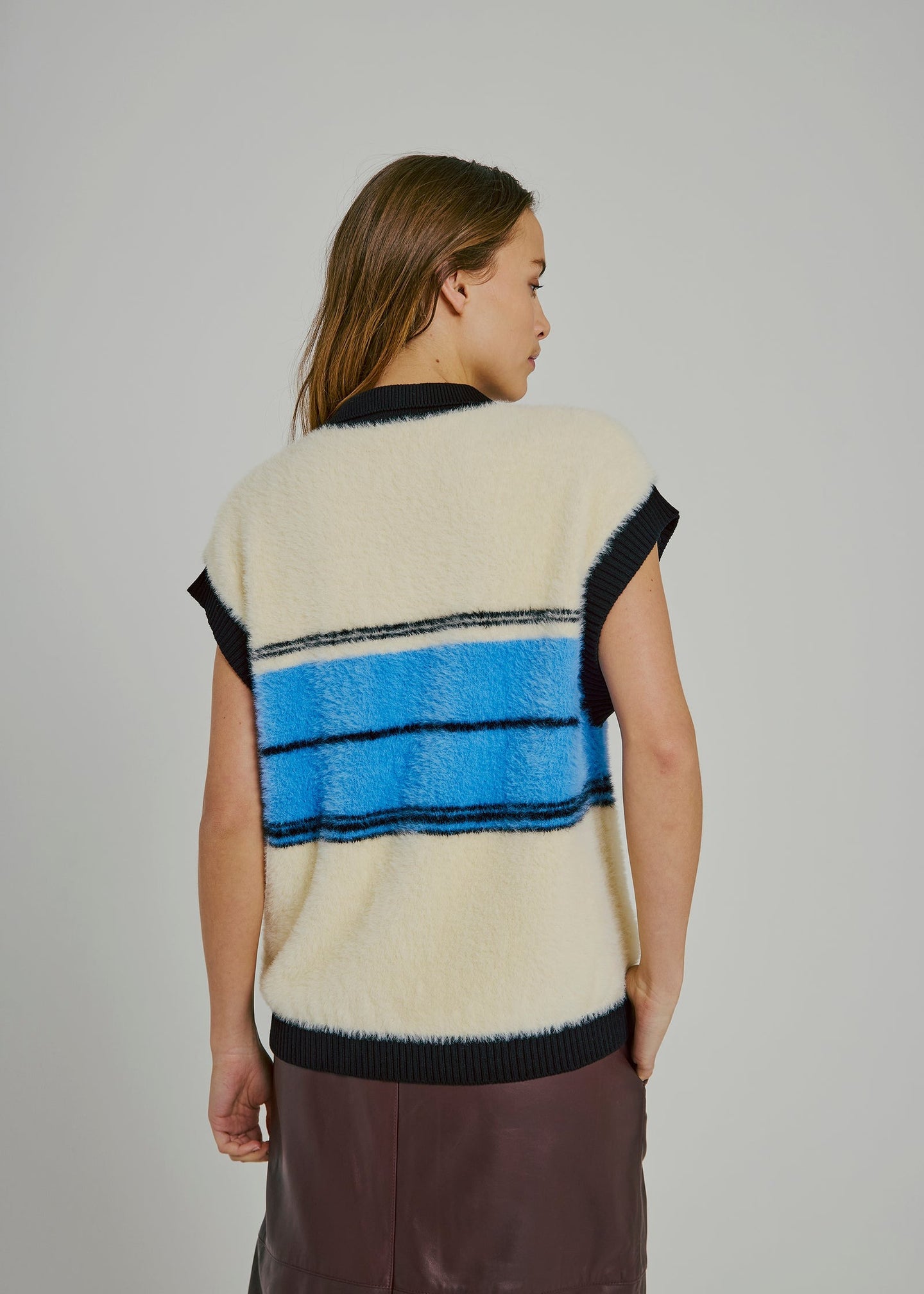 Norr Sky Knit Waistcoat Wit Dames