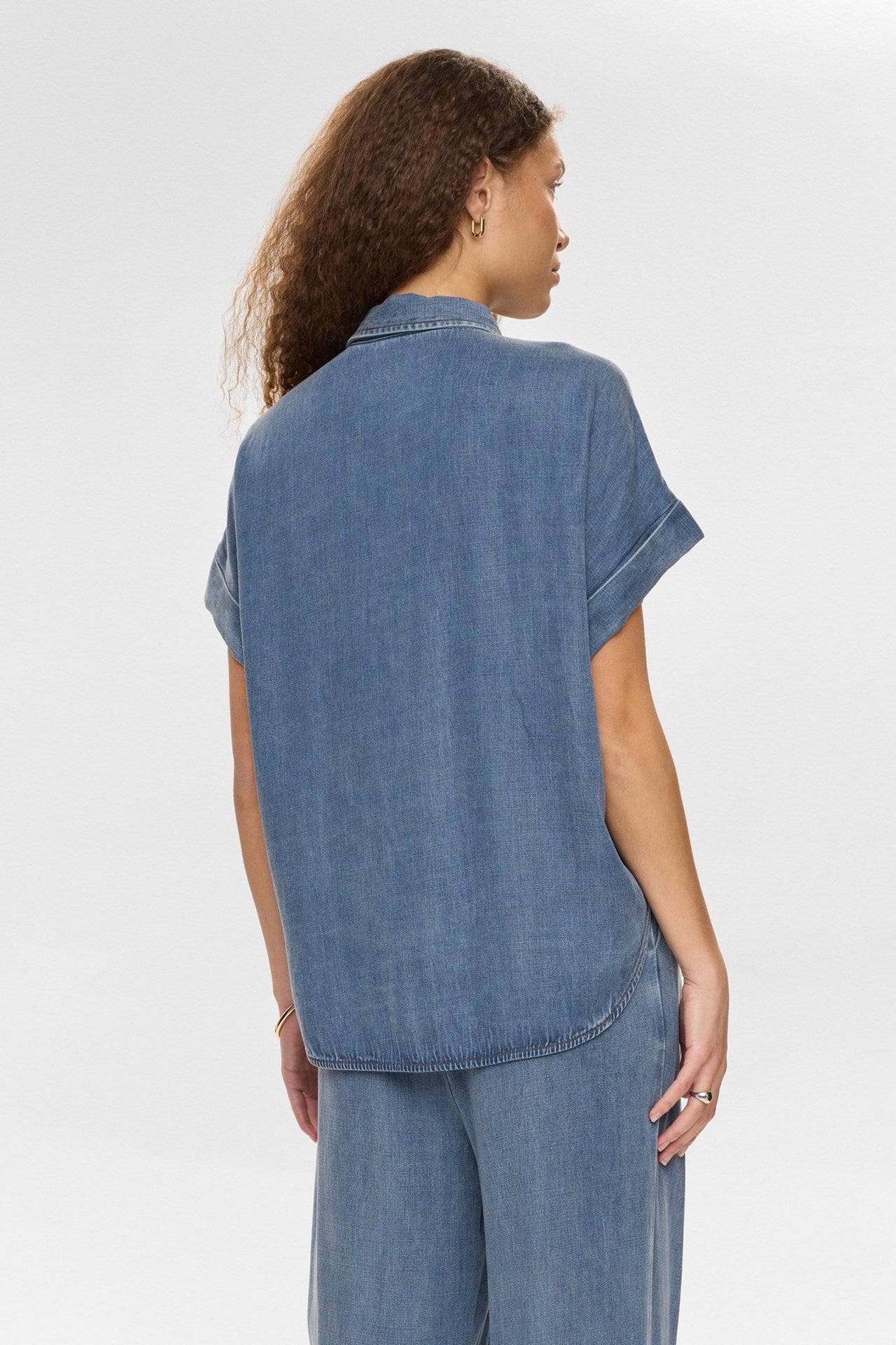 Elida sleeveless shirt