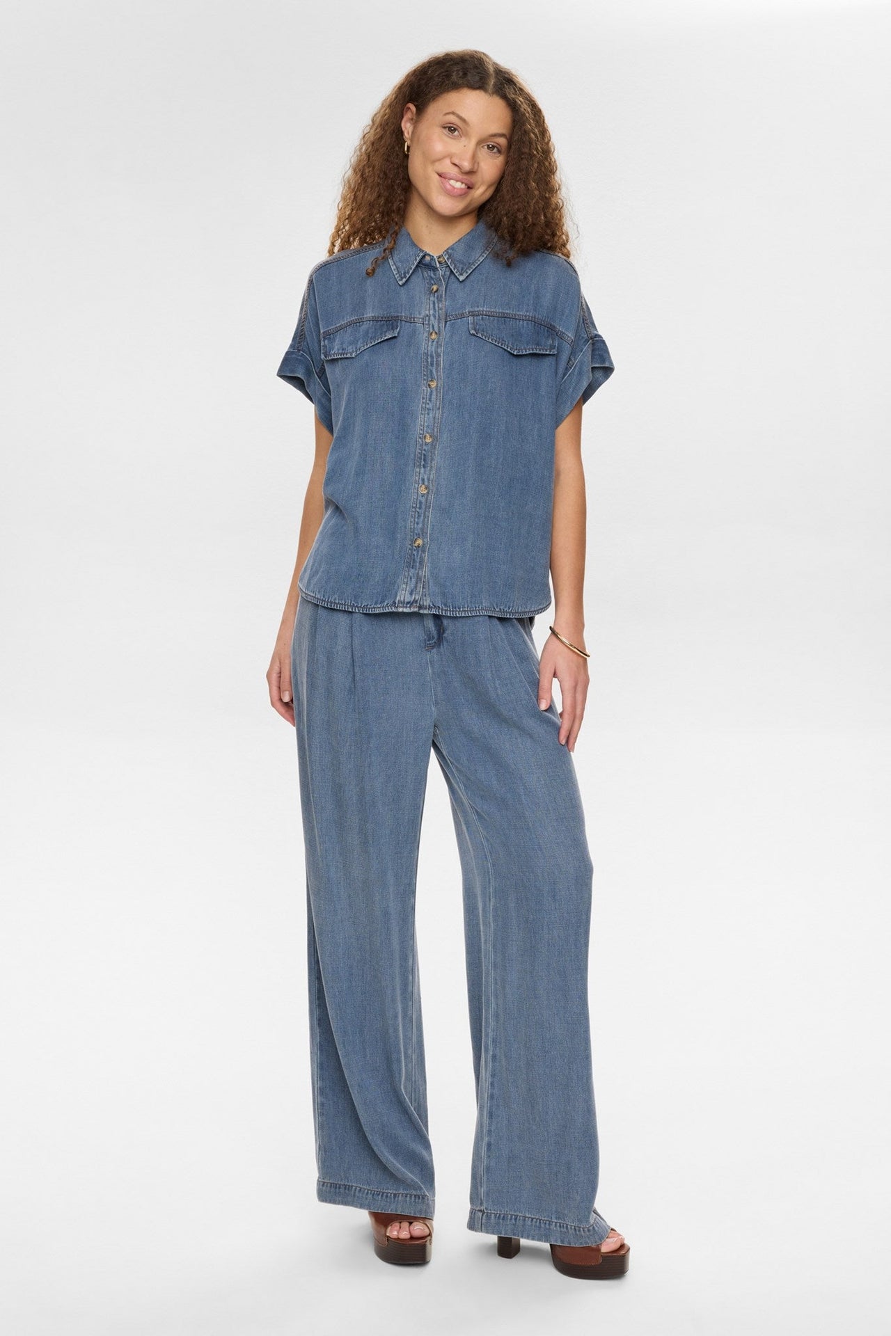 Elida sleeveless shirt