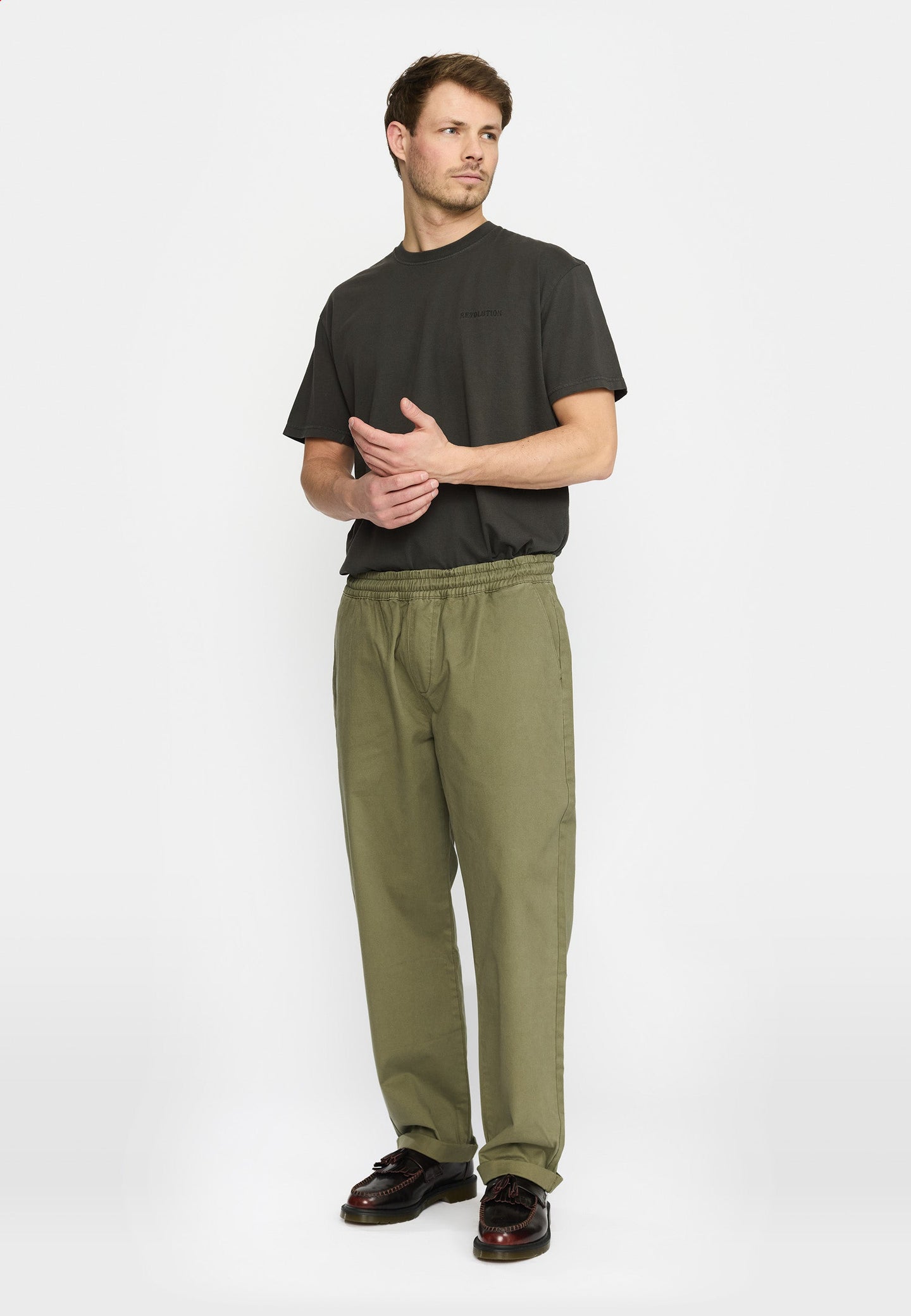 Revolution Casual Trousers Groen He