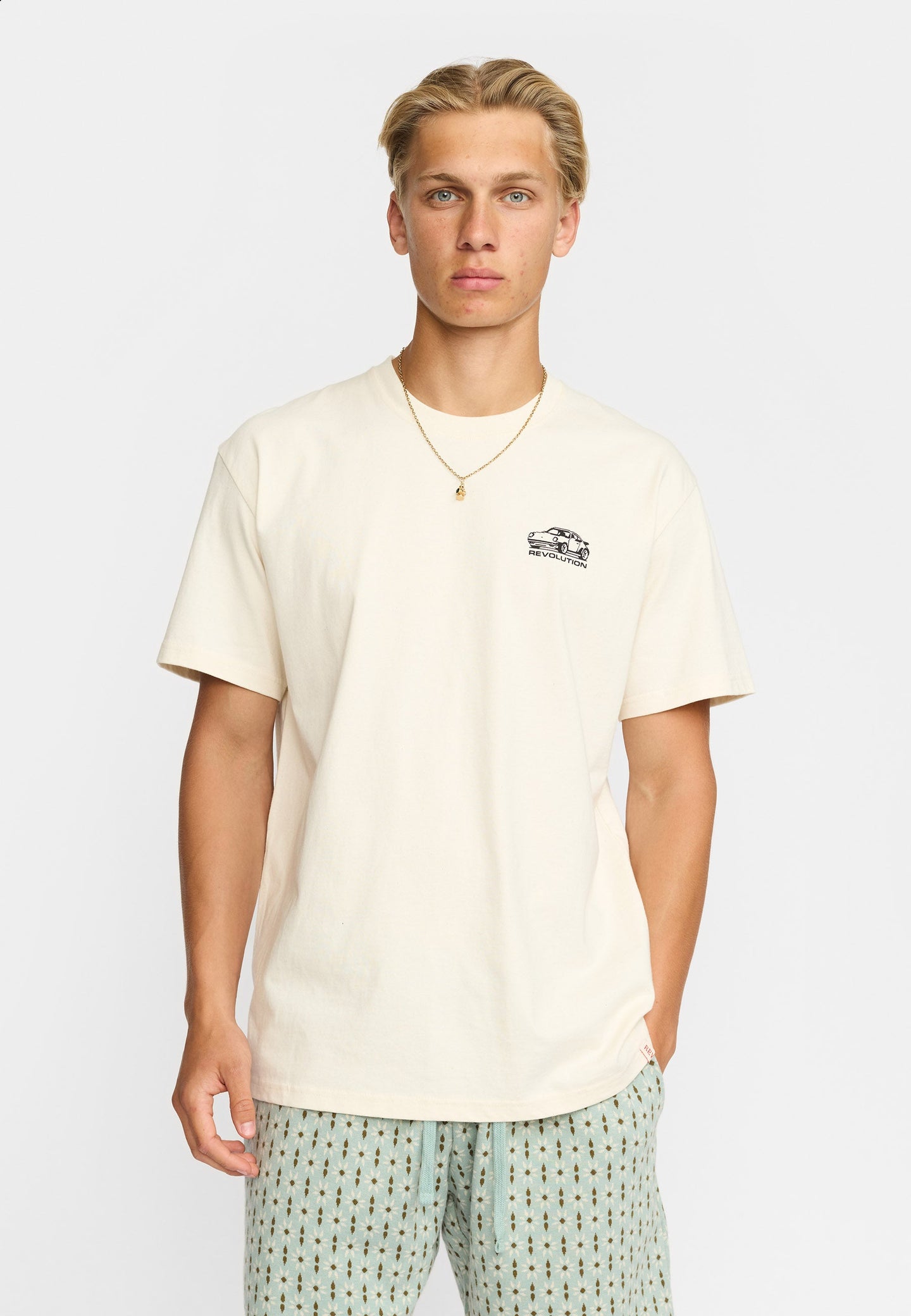 Revolution Por Tee Wit Heren