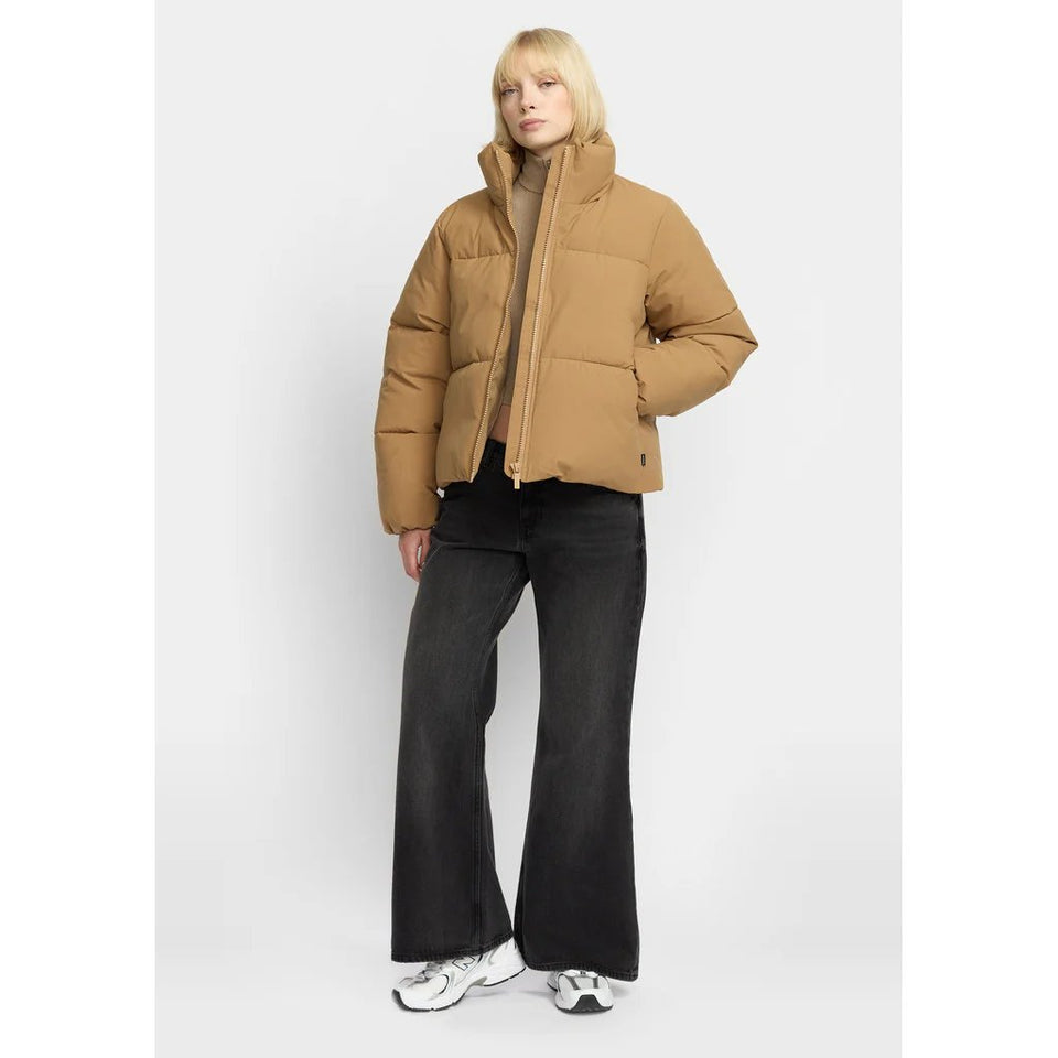 Selfhood Short Puffer Lichtb