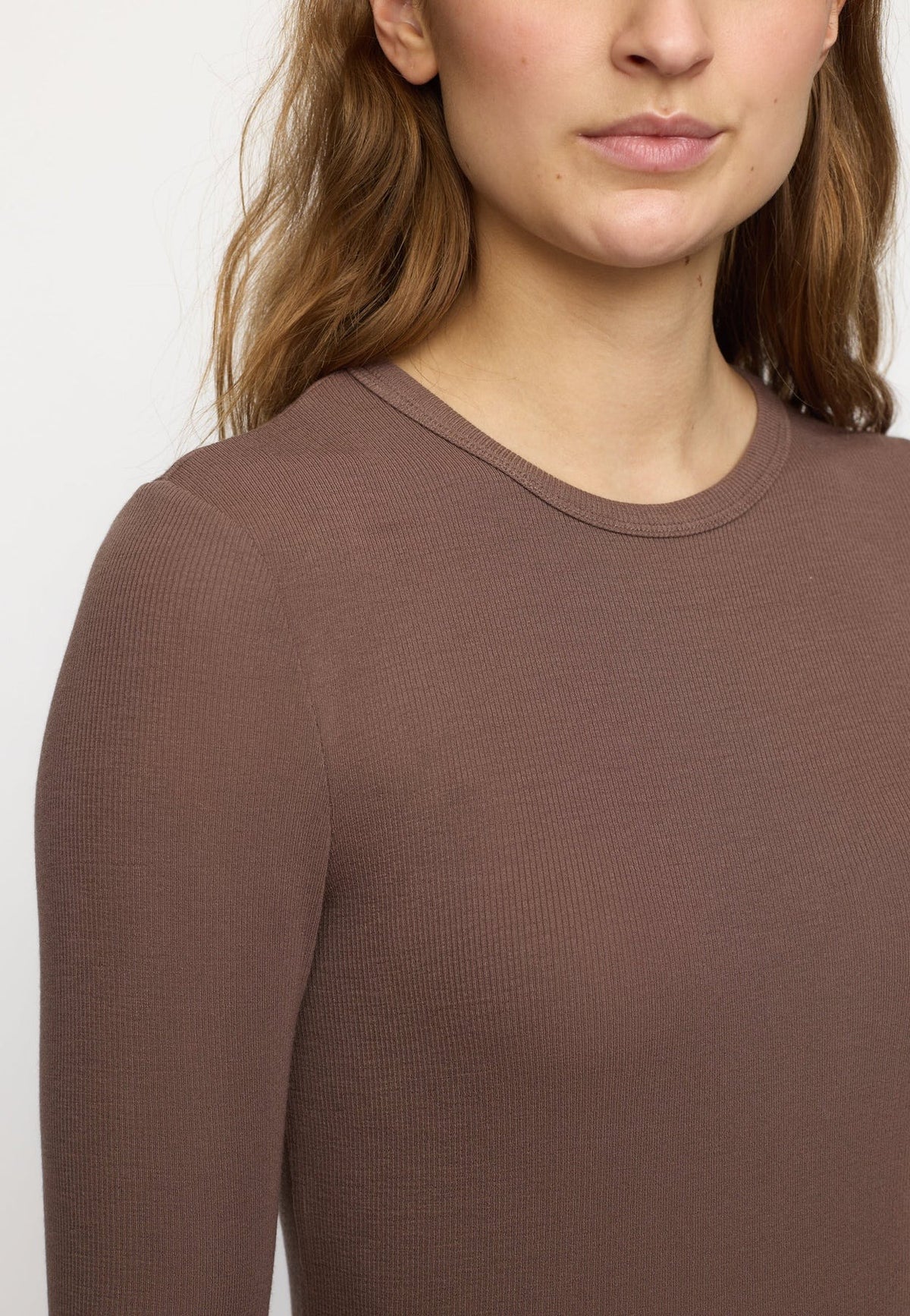 Soft Rebels Fenja Ls O-neck Top Bruin Dames