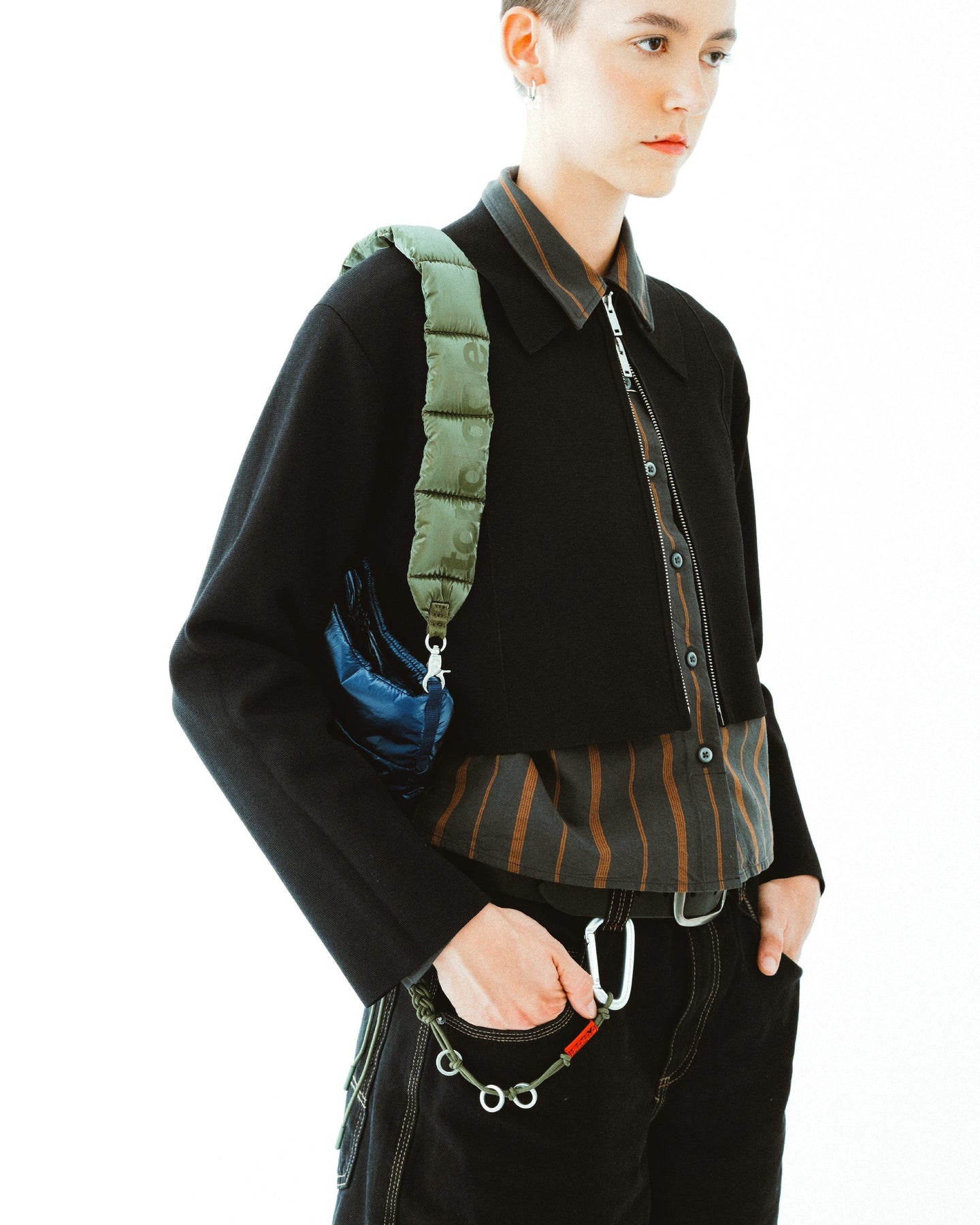 Topologie Puffer Wrist Strap Donkergroen Unisex